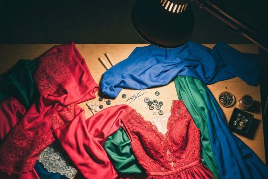 DIY moda: Twój przewodnik po kreatywnym stylu