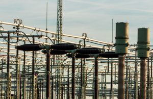 Gaz ziemny dla firm – jak znaleźć korzystną ofertę i zabezpieczyć koszty działalności?